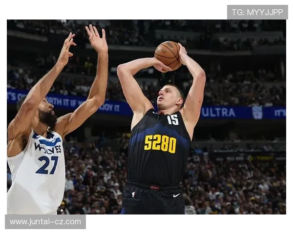 [NBA]手感丝滑！约基奇进三分扳平比分.